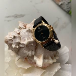 Vintage Wittnauer Diamond watch for women.